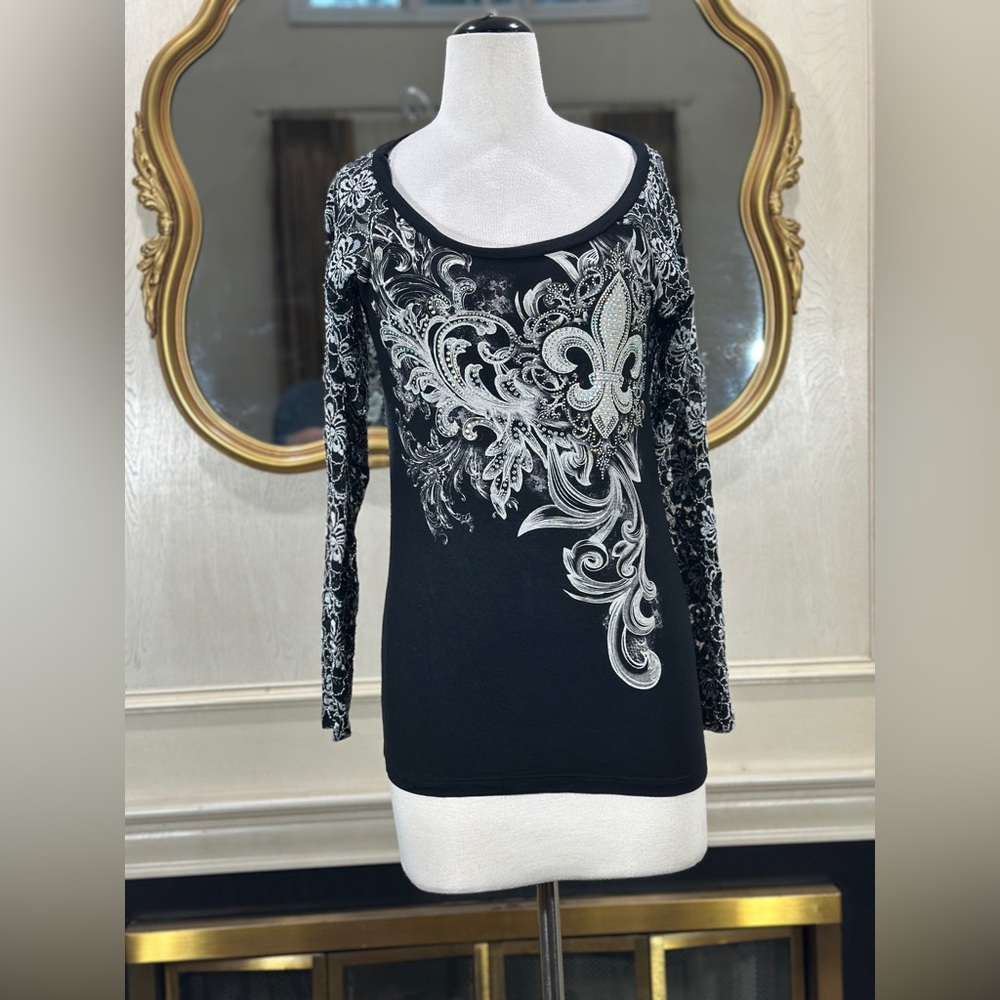Vocal Black and White Long Sleeve Blouse